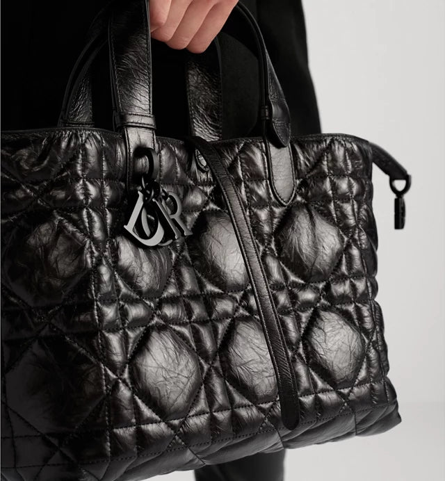 Medium Dior Toujours Bag black